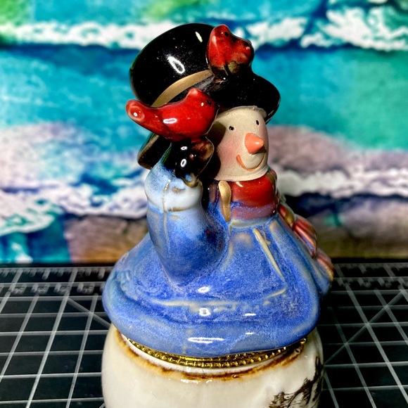 LARGE Vintage Snowman Limoges Style Hinged Trinket Box - Picture 9 of 11